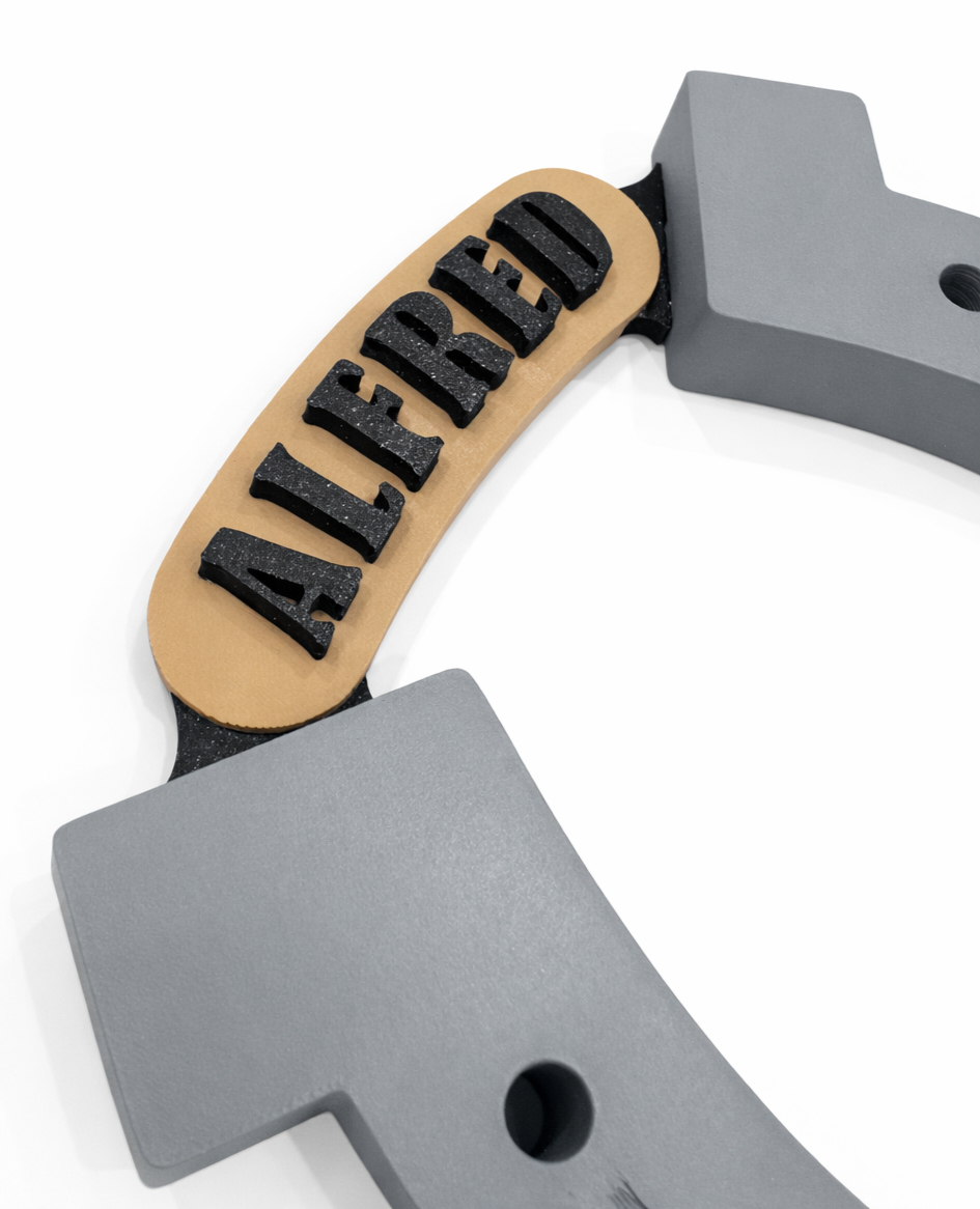 Personalisierter Trensenhalter – individueller Wandhalter für deine Trense